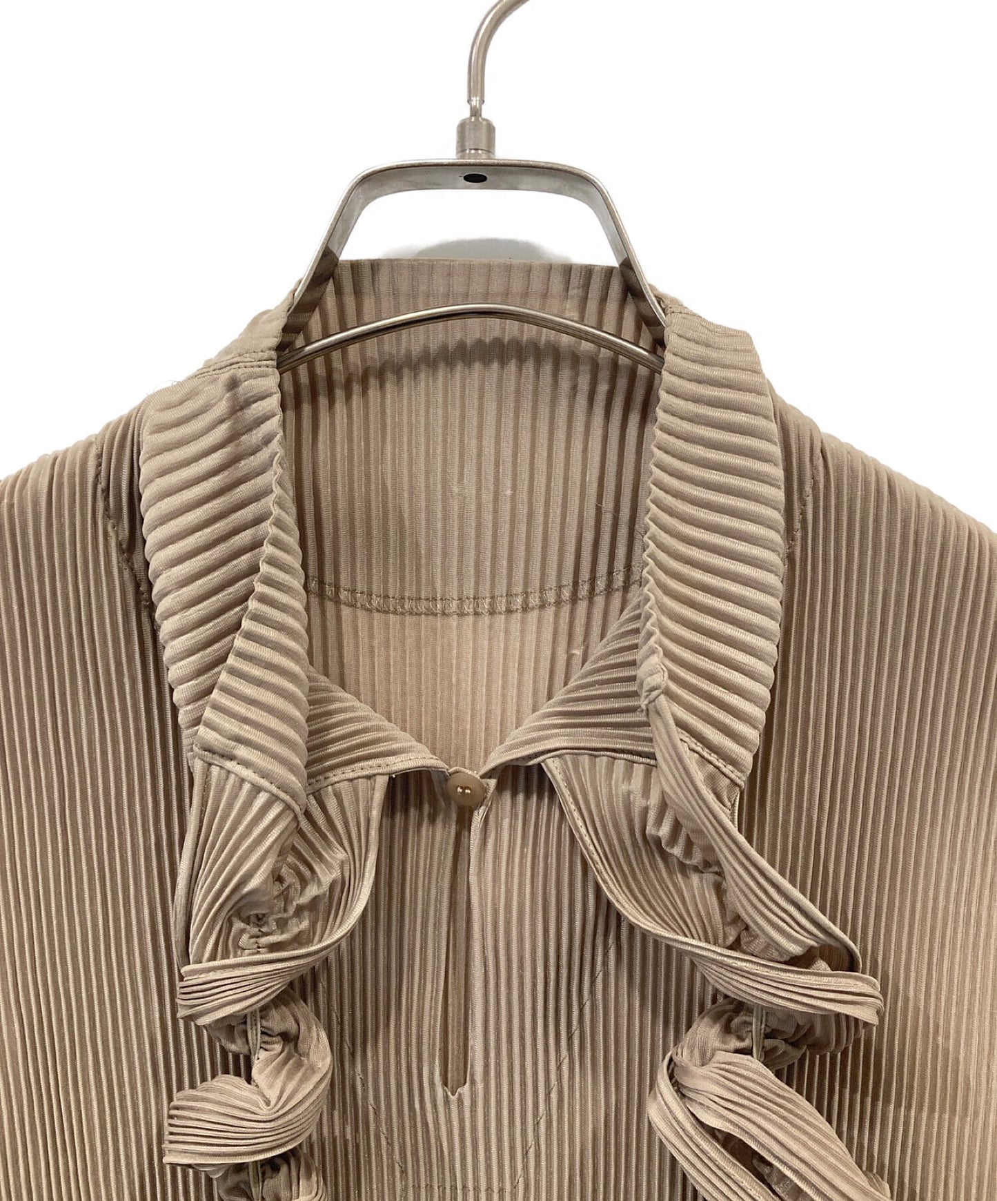 [Pre-owned] ISSEY MIYAKE Pleated sleeveless blouse IM22FJ805