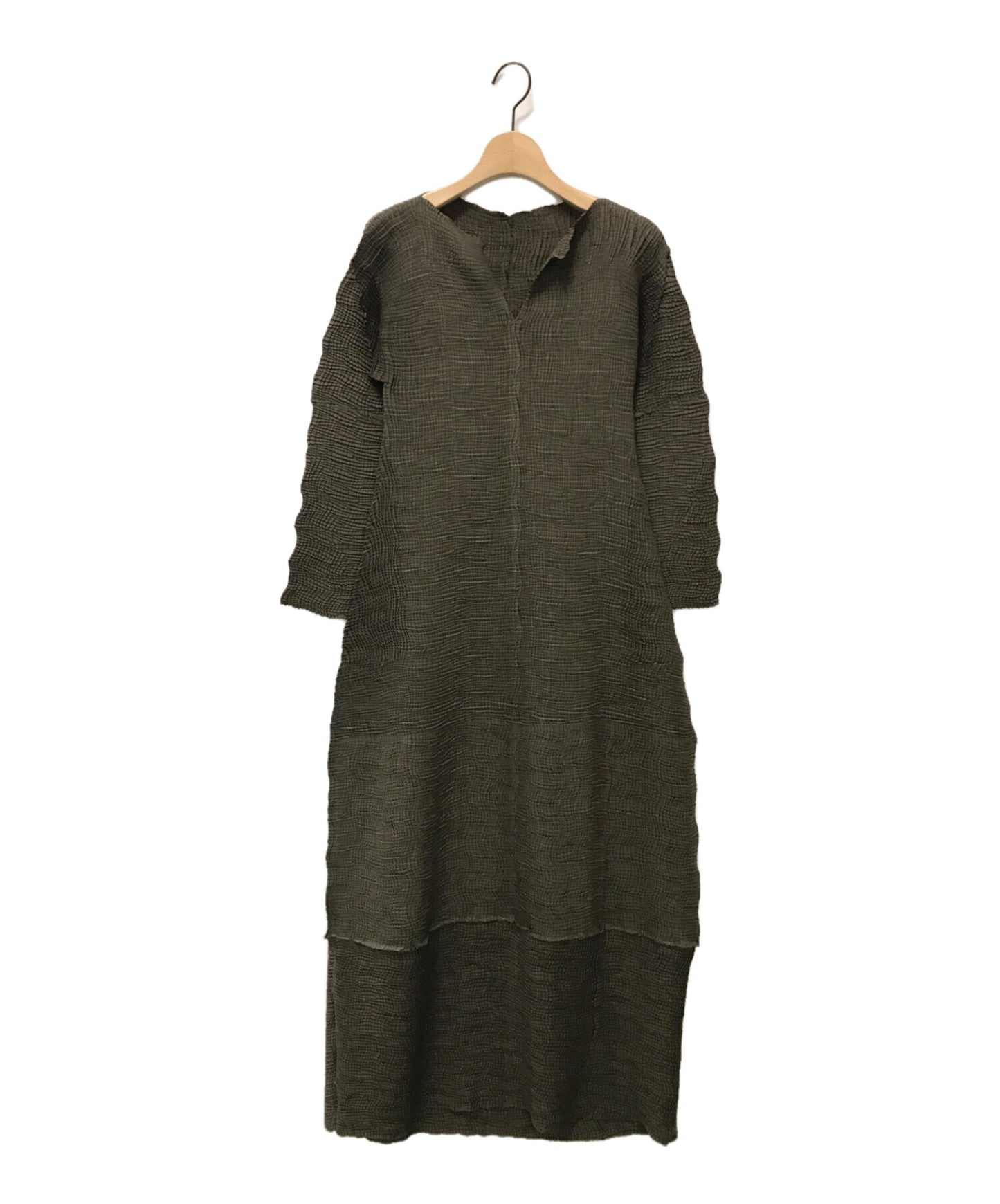 ISSEY MIYAKE Pleated One Piece / Long Sleeve One Piece IM74-FH921