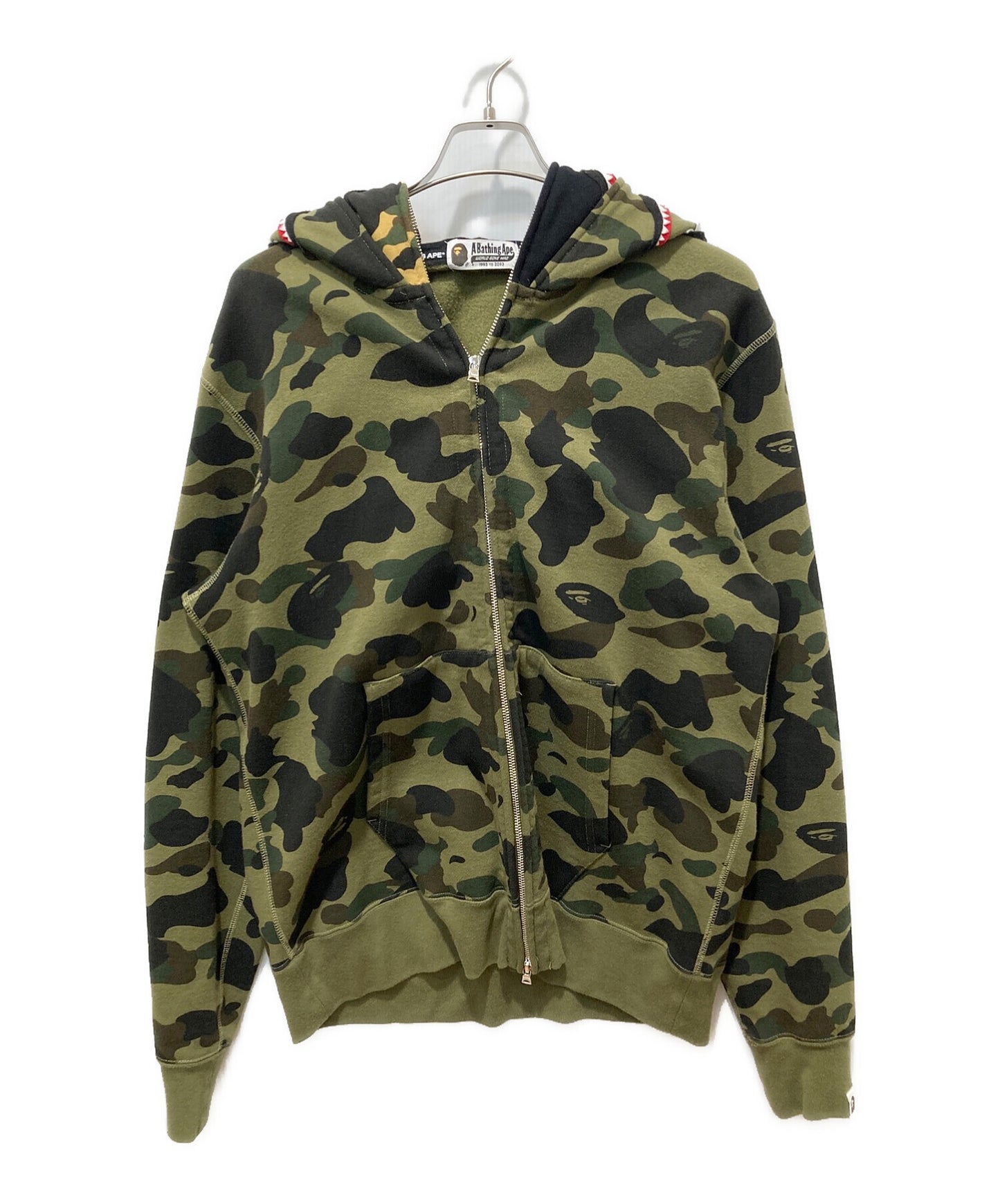 A BATHING APE First Camo Shark Full Zip Hoodie 001zph201013x