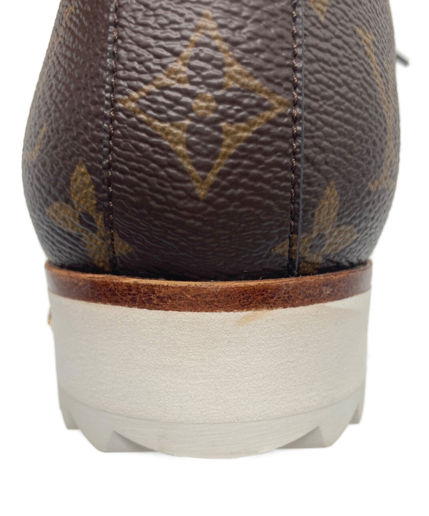 lv football boots