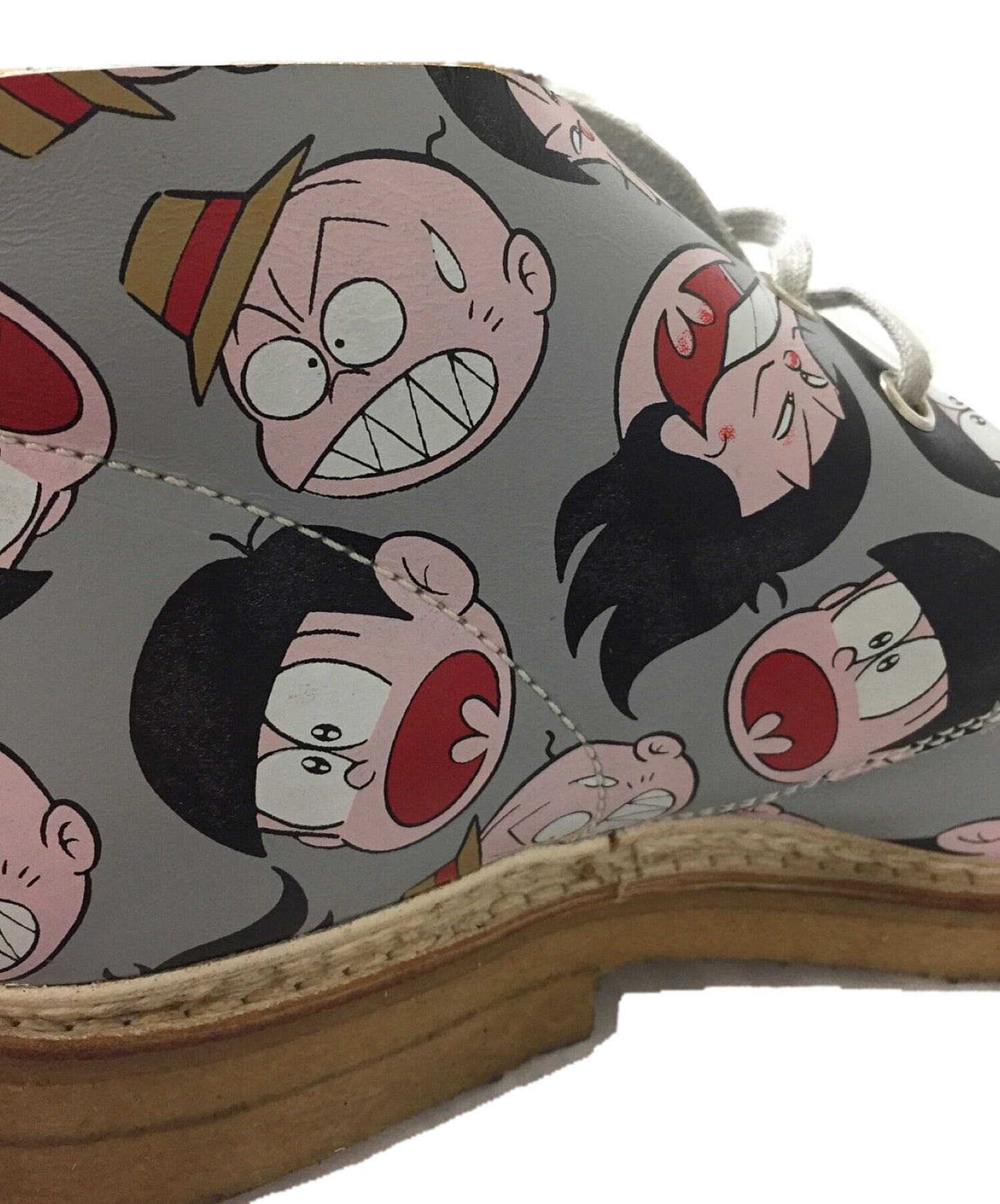 Heschung × Comme des Garcons เสื้อเชิ้ต Osomatsu Kun Chaker Boots